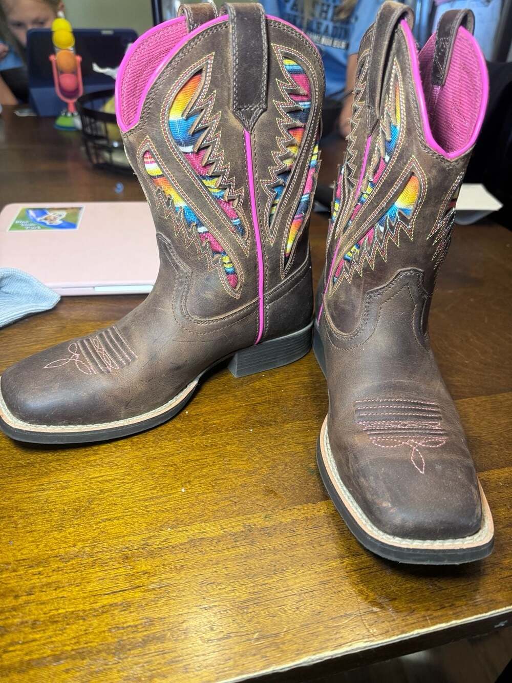 Ariat Quickdraw VentTek Serape Western Boots Youth Size 1 Brown Pink